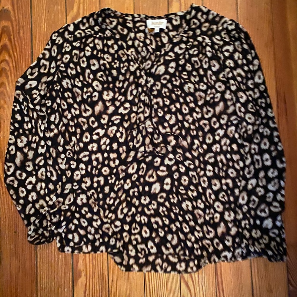 Laundry by Shelli Segal Leopard Blouse, size 10